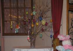 Easter_Tree_Decoration-Copyright_EOTR-AustrianClubMelbourne