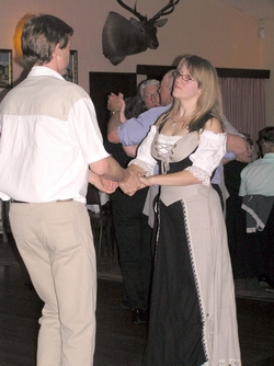 Shall_we_dance-Copyright_EOTR-AustrianClubMelbourne
